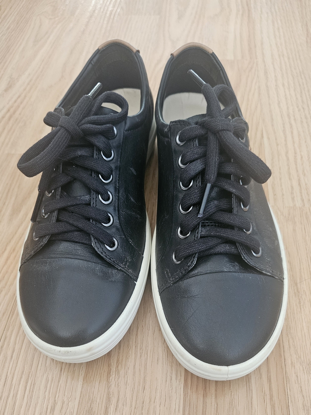 ECCO Soft 7 Black Leather Sneakers Womenβs EU 38